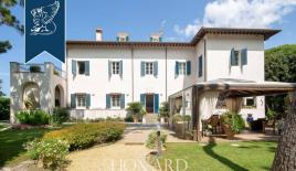 Вилла в Массе, Италия (цена по запросу)