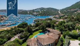 Вилла за 4 500 000 евро в Порто Черво, Италия