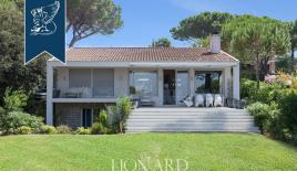 Вилла в Розиньяно Мариттимо, Италия (цена по запросу)