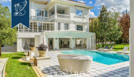 Вилла во Флоренции, Италия (цена по запросу)