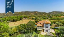 Вилла в Орбетелло, Италия (цена по запросу)