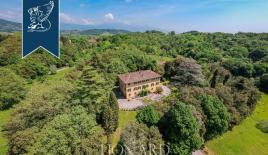 Вилла в Лукке, Италия (цена по запросу)