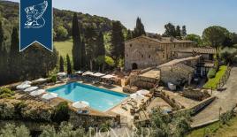 Дом за 4 800 000 евро в Сиене, Италия