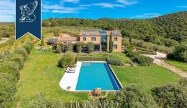 Вилла в Капальбио, Италия (цена по запросу)