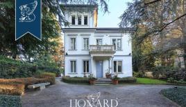 Вилла за 2 150 000 евро в Карате-Брианце, Италия