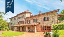 Вилла за 1 390 000 евро в Ареццо, Италия