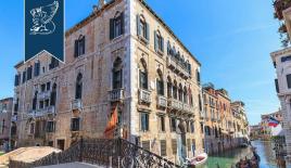 Дом в Венеции, Италия (цена по запросу)