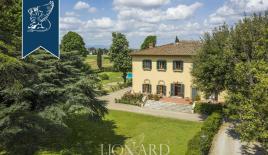 Вилла во Флоренции, Италия (цена по запросу)