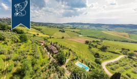 Дом за 3 500 000 евро в Монтепульчано, Италия