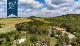 Ферма за 2 950 000 евро в Монтепульчано, Италия