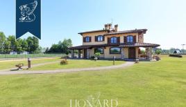 Вилла в Бергамо, Италия (цена по запросу)