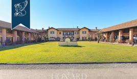 Ферма в Монце, Италия (цена по запросу)