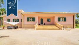 Вилла в Сиракузах, Италия (цена по запросу)