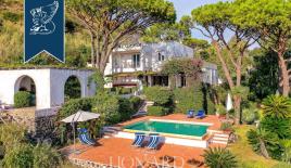 Вилла за 2 650 000 евро в Неаполе, Италия