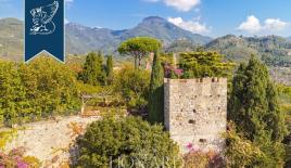 Замок за 4 600 000 евро в Камайоре, Италия