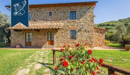 Ферма в Пистое, Италия (цена по запросу)