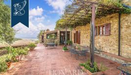 Ферма за 1 550 000 евро в Ливорно, Италия