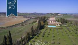 Ферма за 2 500 000 евро в Сиене, Италия