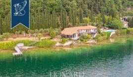 Вилла в Брешии, Италия (цена по запросу)