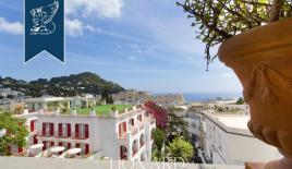 Апартаменты за 3 500 000 евро на Капри, Италия