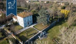 Вилла в Лукке, Италия (цена по запросу)