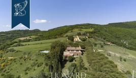 Ферма за 3 200 000 евро в Перудже, Италия