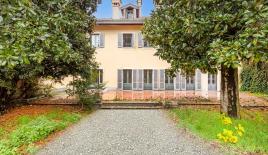 Дом за 2 250 000 евро в Милане, Италия