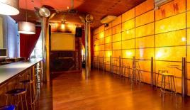 Коммерческая недвижимость за 525 000 евро в Барселоне, Испания