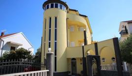 Отель, гостиница за 1 250 000 евро в Водице, Хорватия