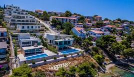 Вилла за 1 300 000 евро на Чиово, Хорватия