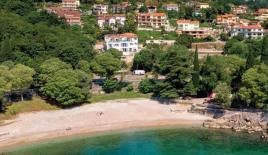 Отель, гостиница за 4 000 000 евро в Опатии, Хорватия