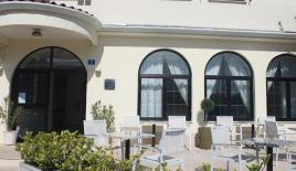 Отель, гостиница за 2 800 000 евро в Умаге, Хорватия