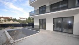 Вилла за 600 000 евро в Рогознице, Хорватия