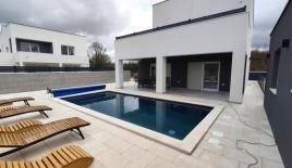 Вилла за 830 000 евро в Водняне, Хорватия