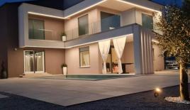 Вилла за 695 000 евро в Врбнике, Хорватия