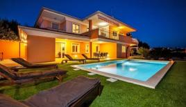 Вилла за 940 000 евро в Ровини, Хорватия