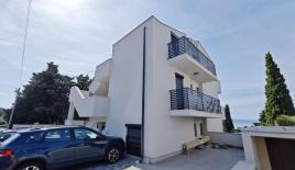 Отель, гостиница за 1 350 000 евро в Цриквенице, Хорватия