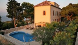 Вилла за 970 000 евро на Висе, Хорватия