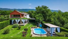 Вилла за 680 000 евро в Бузете, Хорватия