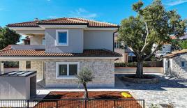 Вилла за 830 000 евро в Врбнике, Хорватия