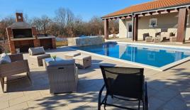 Вилла за 675 000 евро в Светвинченате, Хорватия