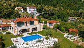 Вилла в Ловране, Хорватия (цена по запросу)