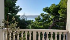 Отель, гостиница за 750 000 евро в Омише, Хорватия