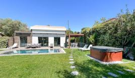 Вилла за 8 450 евро за неделю в Антибе, Франция