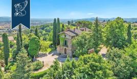 Вилла за 1 600 000 евро в Ареццо, Италия