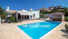 Вилла за 650 000 евро в Тале, Кипр