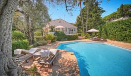 Вилла за 2 800 000 евро в Каннах, Франция