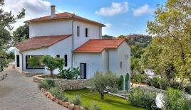 Вилла за 2 850 000 евро в Мужене, Франция