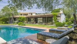 Вилла за 2 990 000 евро в Мужене, Франция