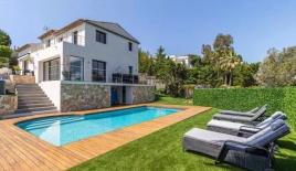 Вилла за 3 190 000 евро в Валлорисе, Франция